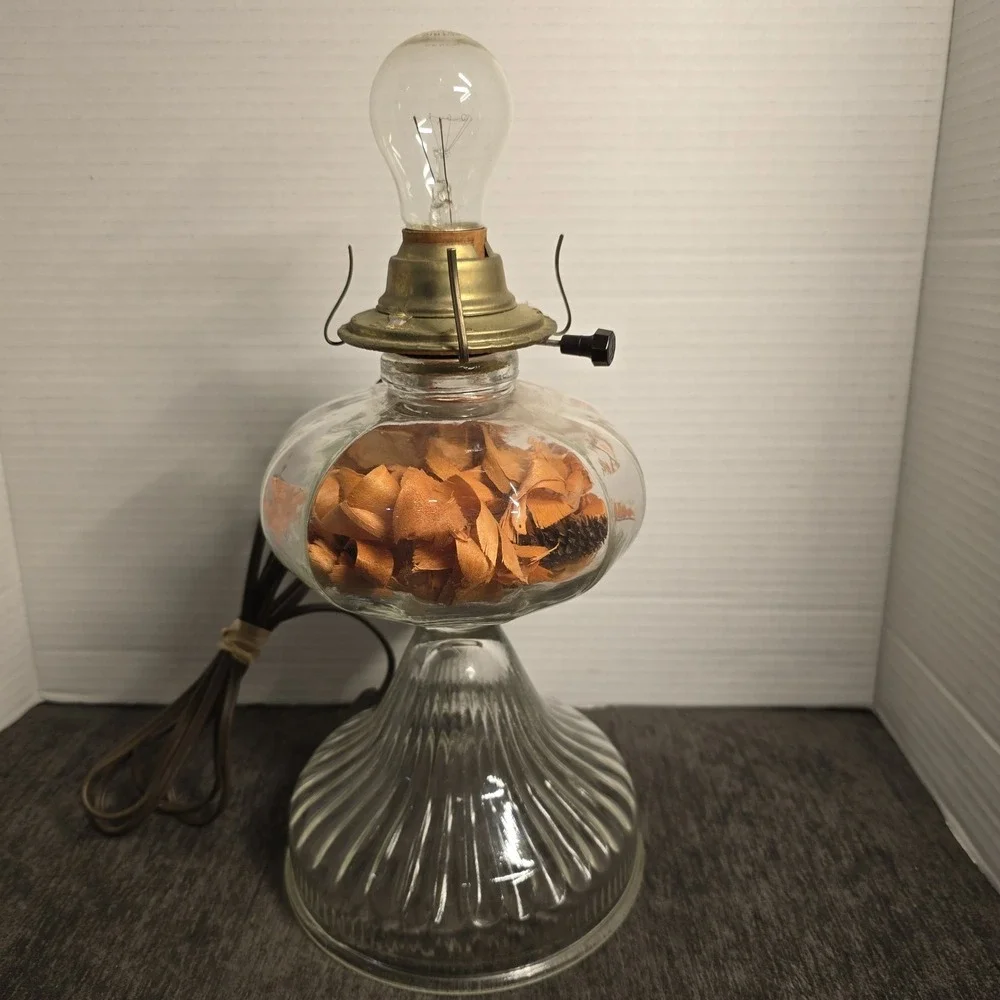 Vintage Clear Glass Electric Hurricane‎ Table Lamp Ribbed Base Brass Tone 10in
